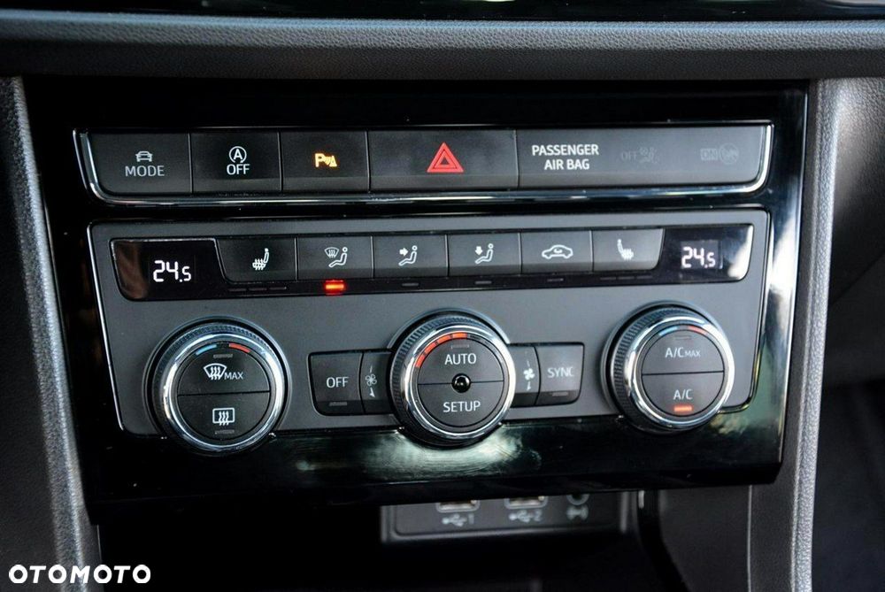 Seat Leon 2.0 TDI DSG FR Plus - 29