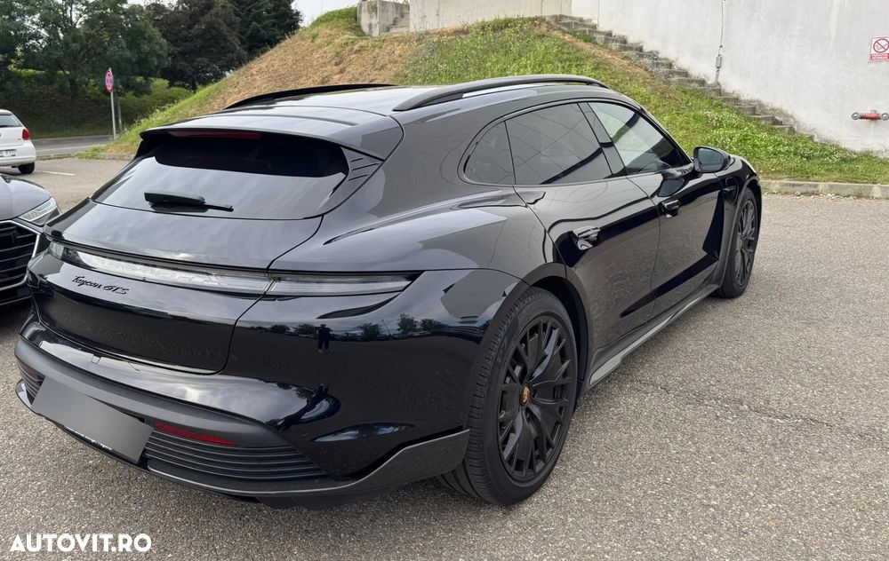 PORSCHE Taycan 2023 — imagine 5