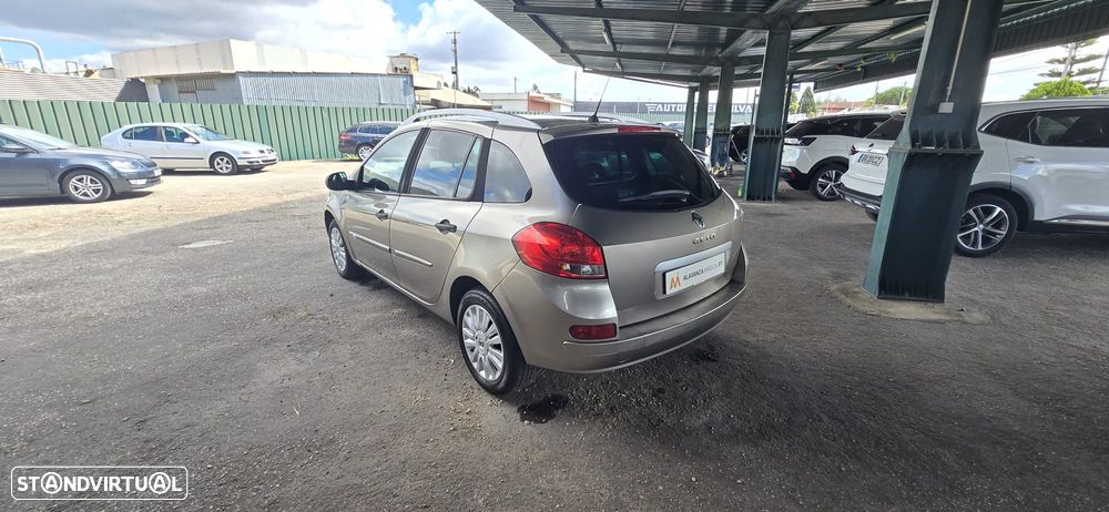 Renault Clio Sport Tourer - 9