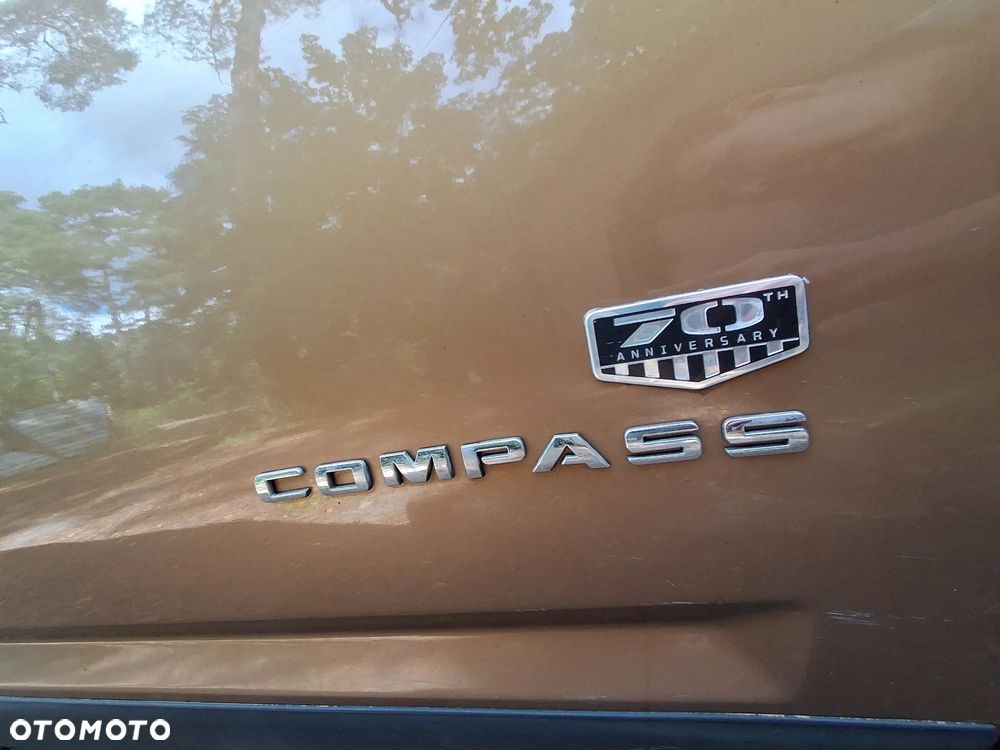 Jeep Compass - 39