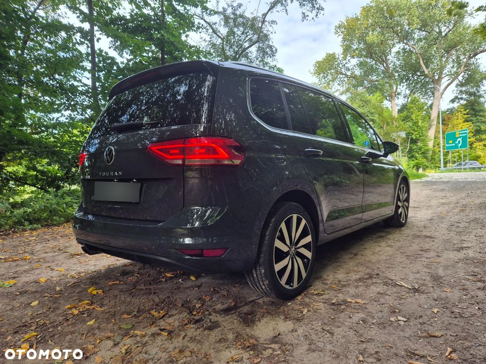 Volkswagen Touran 2.0 TDI SCR DSG ACTIVE - 36