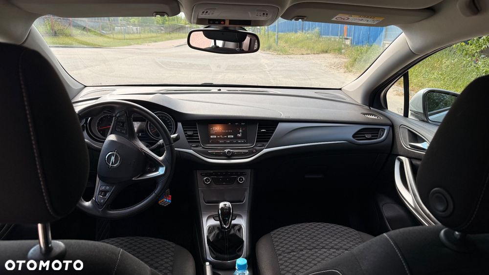 Opel Astra 1.4 T Enjoy - 10