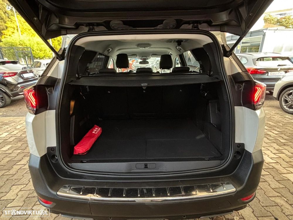 Peugeot 5008 1.5 BlueHDi Allure Pack EAT8 - 12