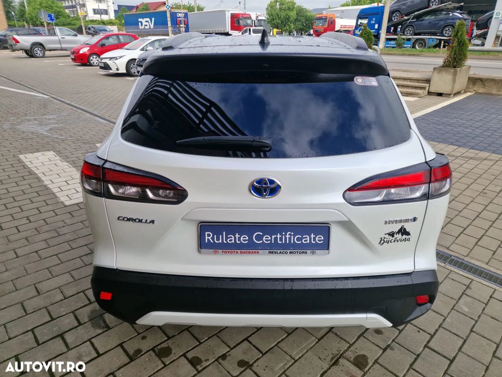 Toyota Corolla Cross - 8