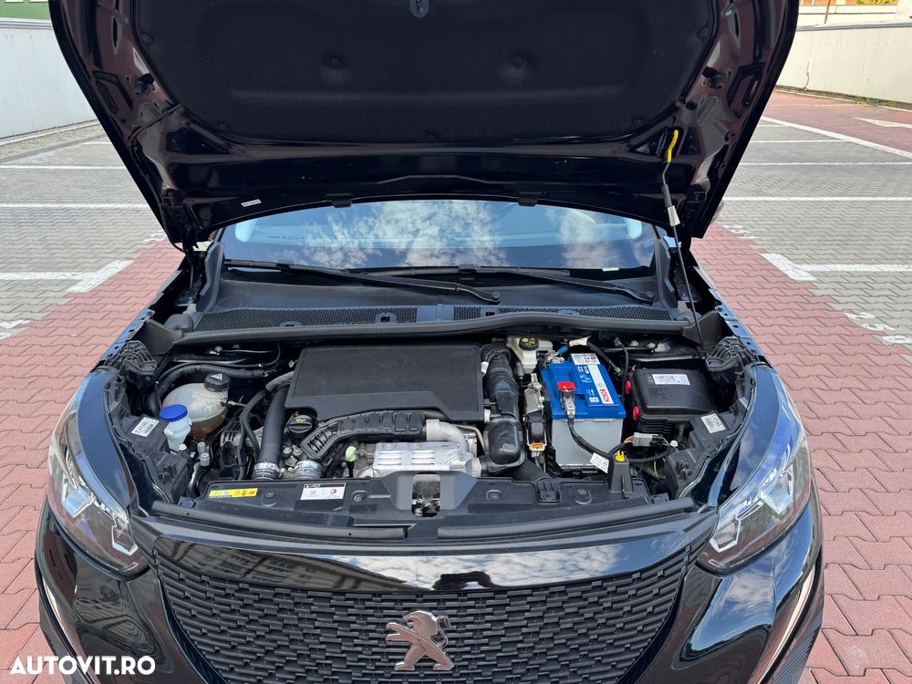 Peugeot 2008 PureTech 130 EAT8 Allure Pack - 40