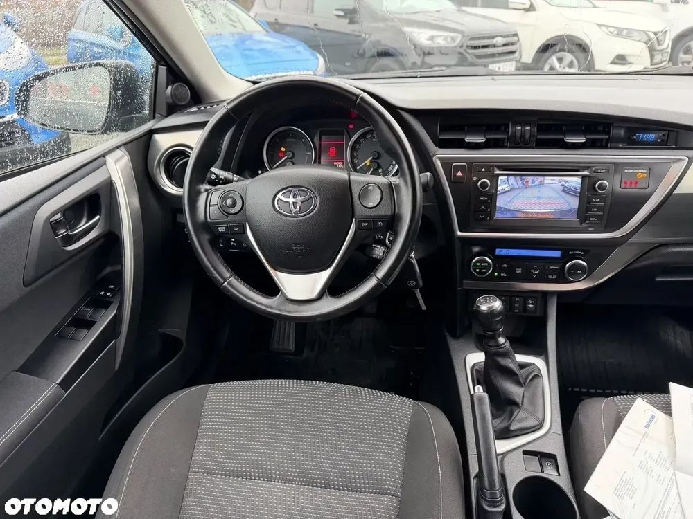 Toyota Auris 2.0 D-4D Edition - 14