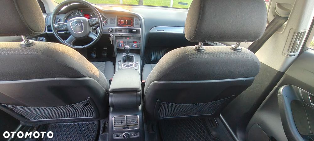 Audi A6 Limousine 2.4 Quattro - 5