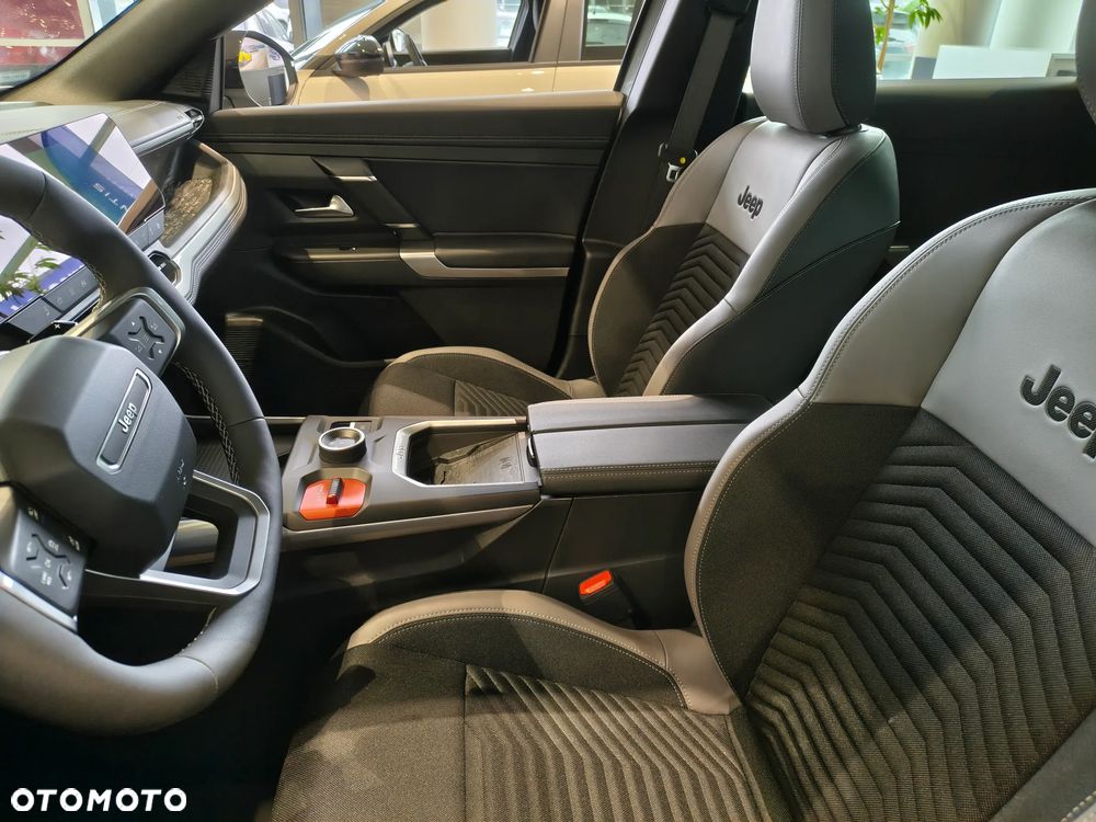 Jeep Compass 1.2 T3 mHEV Altitude FWD DCT - 9