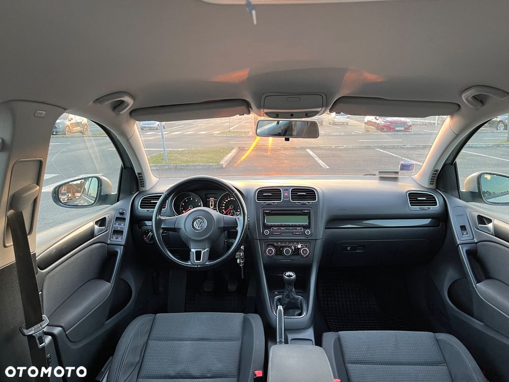 Volkswagen Golf 1.4 Comfortline - 12