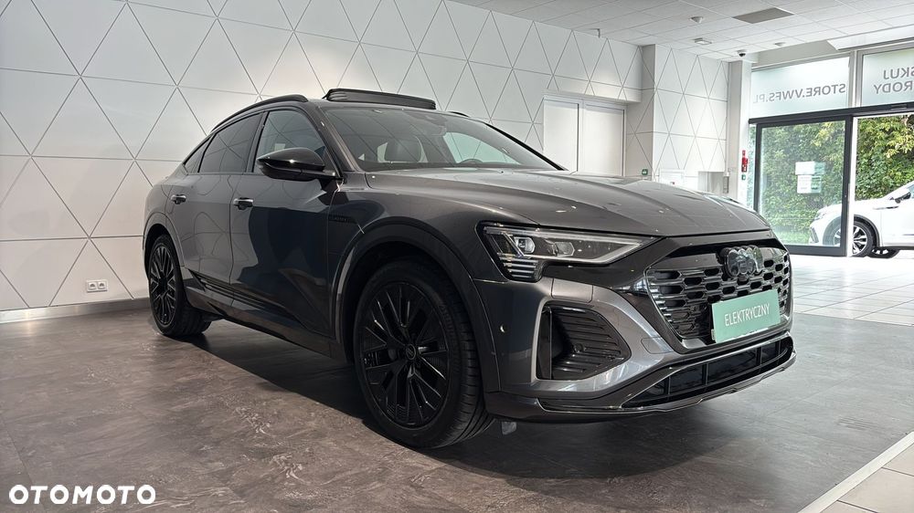 Audi Q8 e-tron - 8