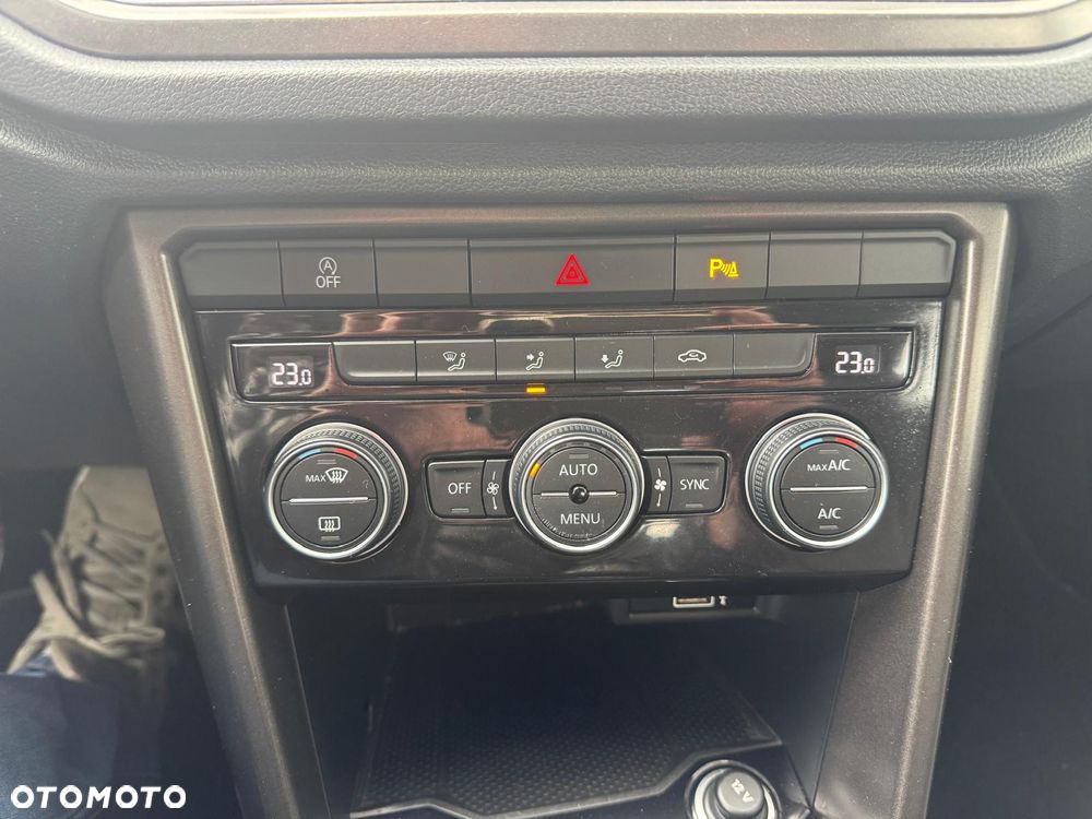 Volkswagen T-Roc 1.6 TDI SCR Style - 13