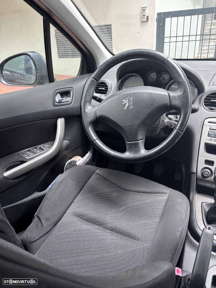 Peugeot 308 SW 1.6 HDi SE Navteq - 2