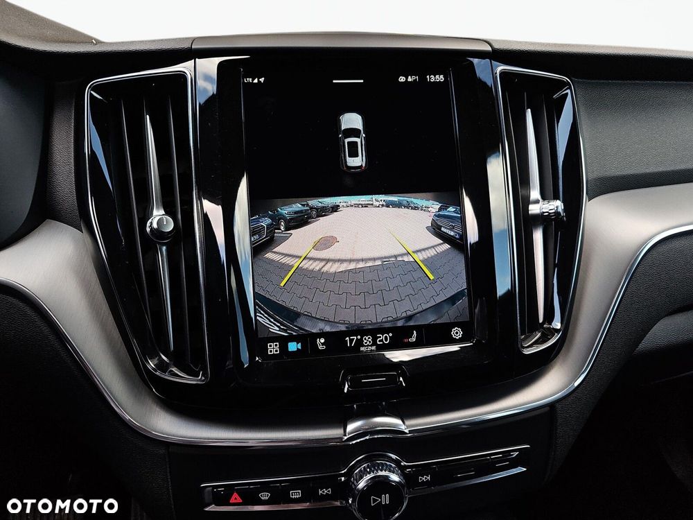 Volvo XC 60 B4 B R-Design - 24