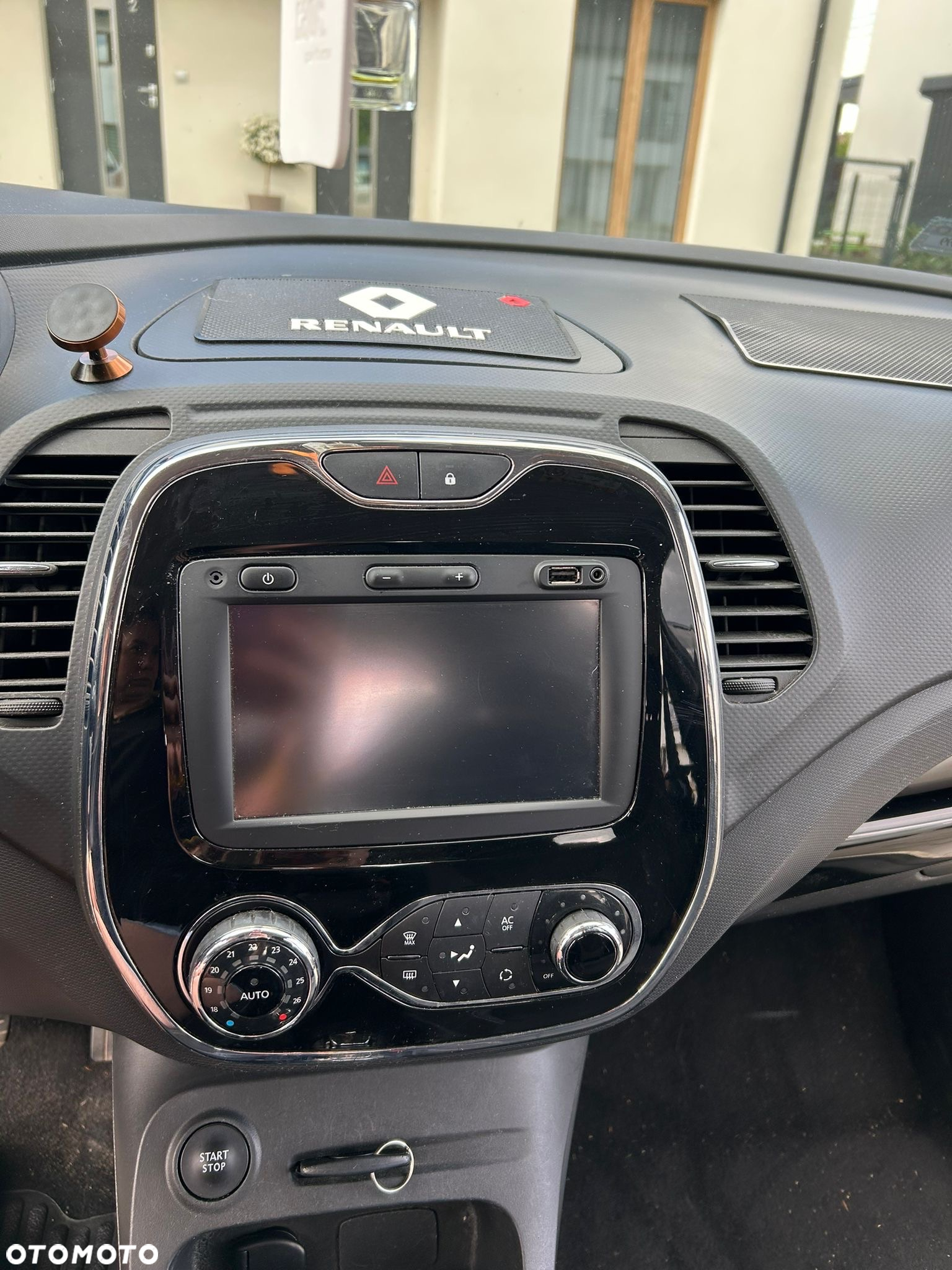 Renault Captur 1.2 TCe Helly Hansen EDC - 8