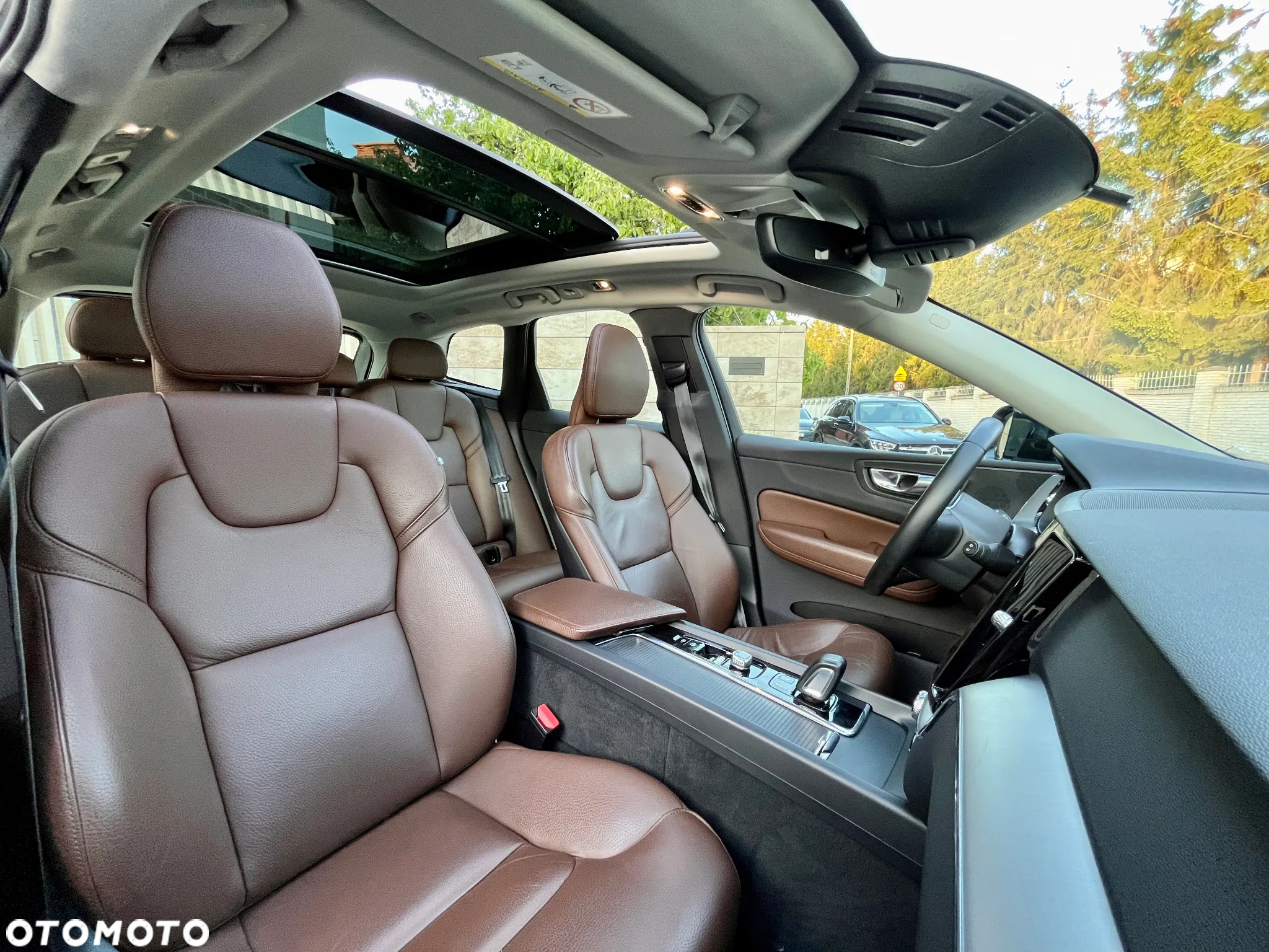 Volvo XC 60 T8 AWD Plug-In Hybrid Momentum - 15