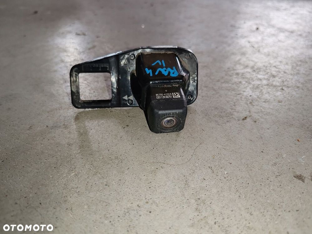 Kamera cofania 86790-42030 Toyota RAV-4 IV 12-18 - 1