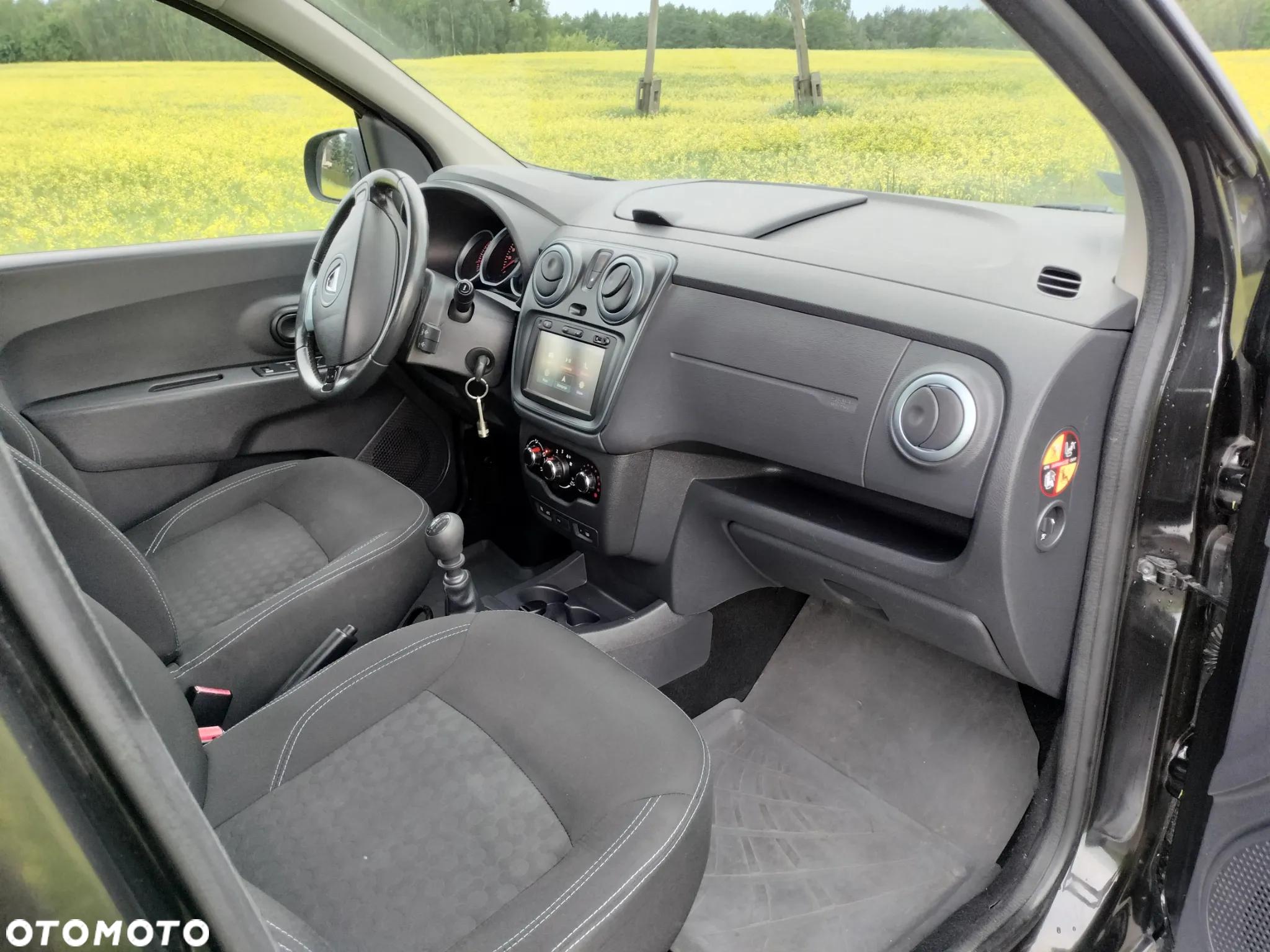 Dacia Lodgy dCi 110 Stepway - 12