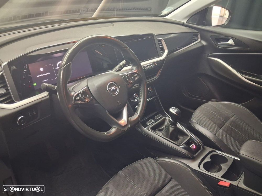 Opel Grandland 1.2 T GS Line - 9