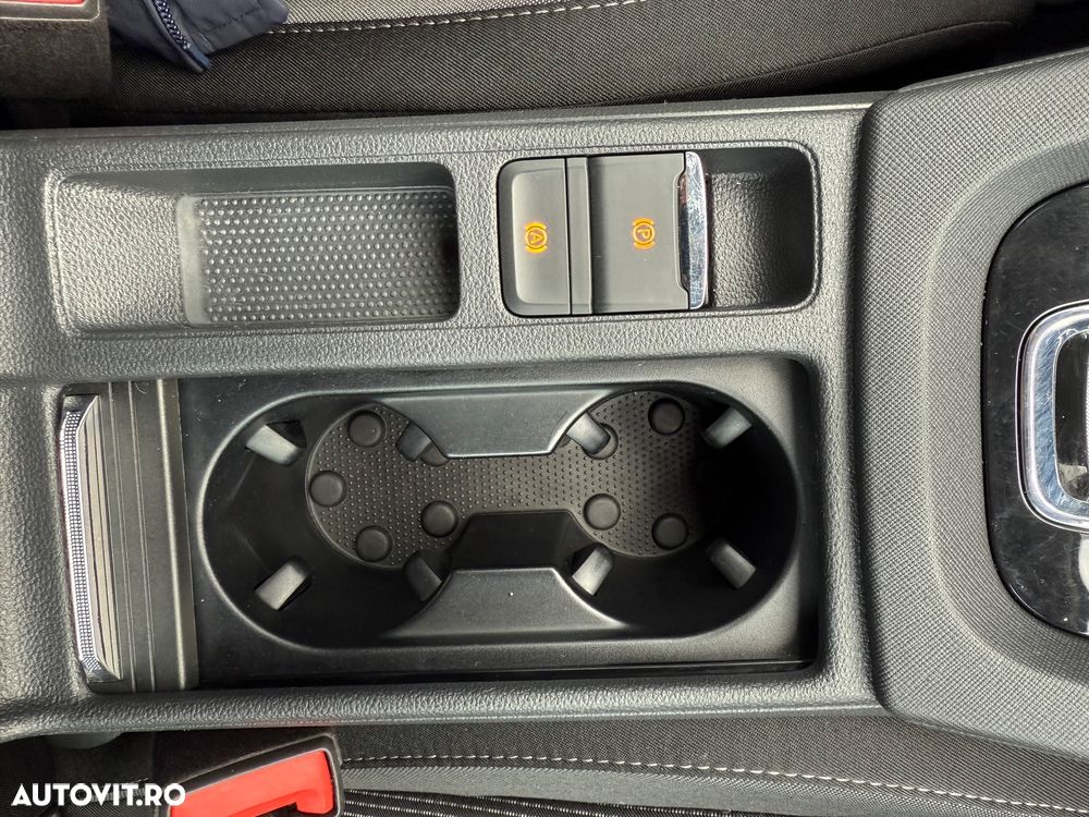 Skoda Octavia 2.0 TDI DSG Ambition - 28