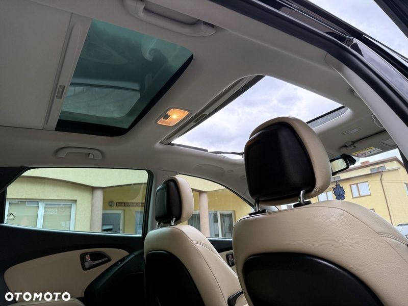 Hyundai ix35 1.6 2WD Fifa World Cup Edition - 14