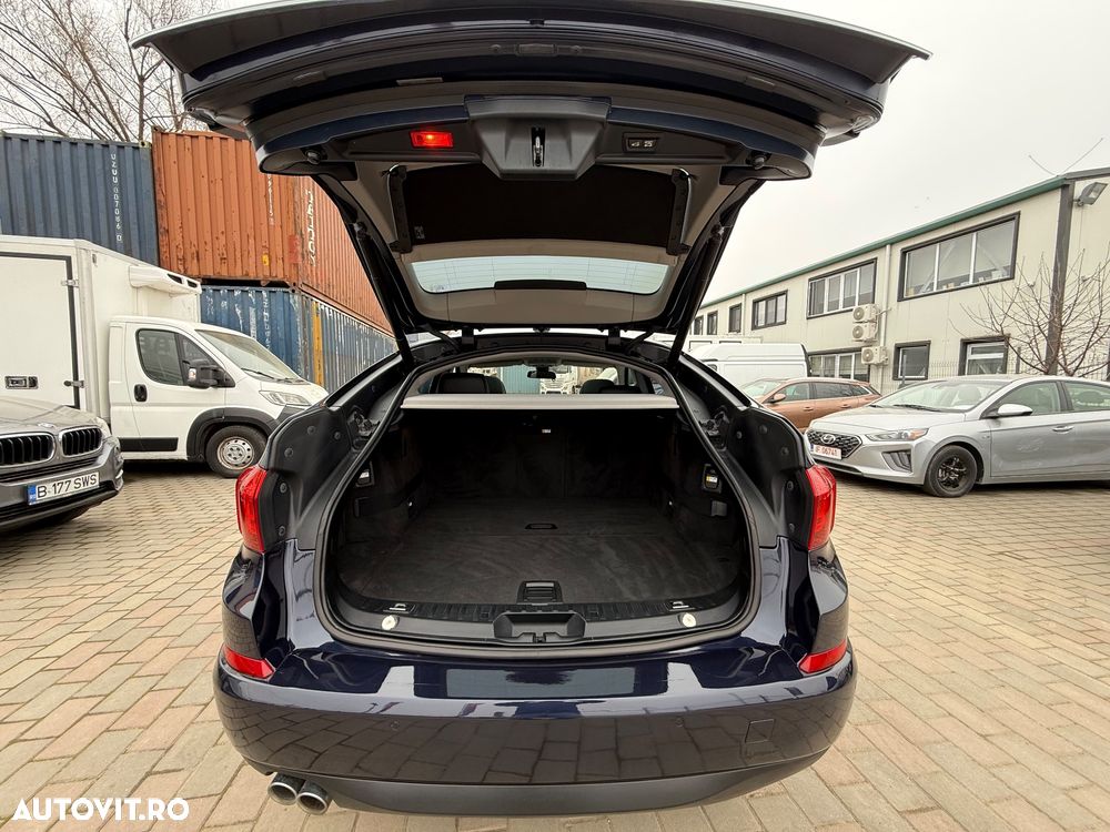 BMW Seria 5 530d xDrive Aut. - 23