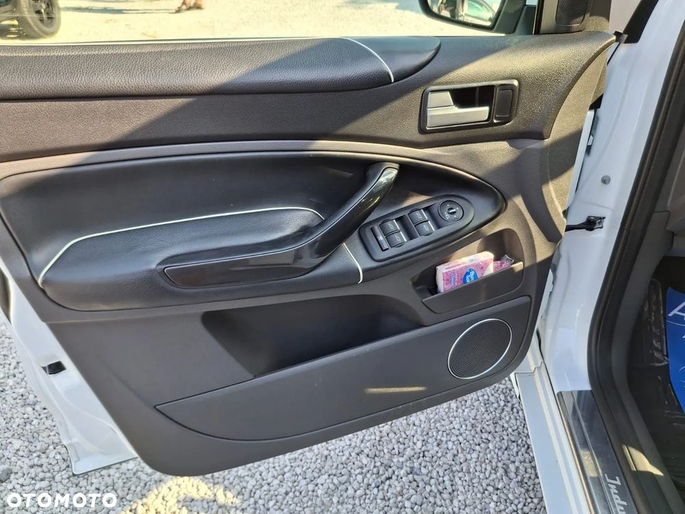 Ford Kuga 2.0 TDCi Individual MPS6 - 19