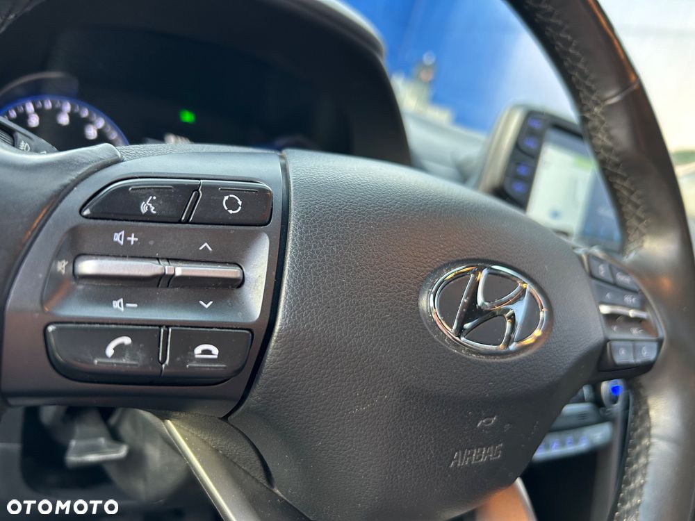 Hyundai Kona - 25