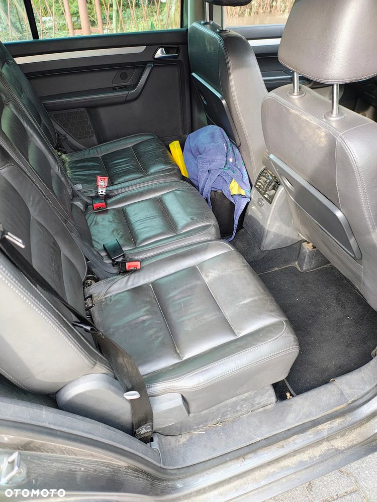 Volkswagen Touran 2.0 TDI DPF Highline - 10