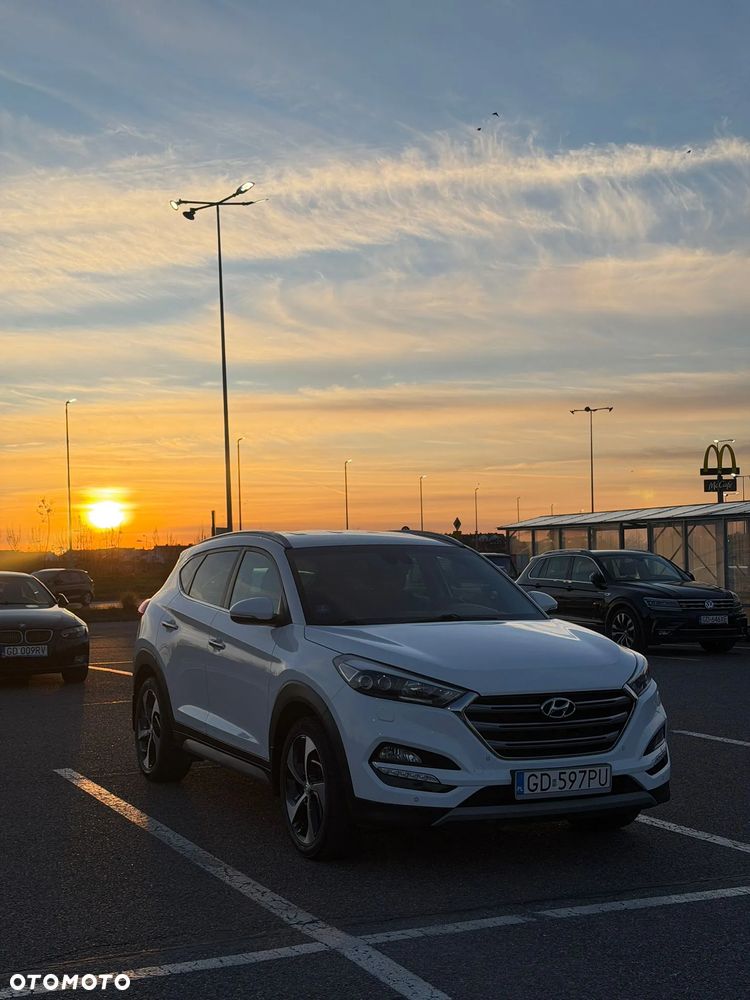 Hyundai Tucson 1.6 T-GDi Style 4WD DCT - 1