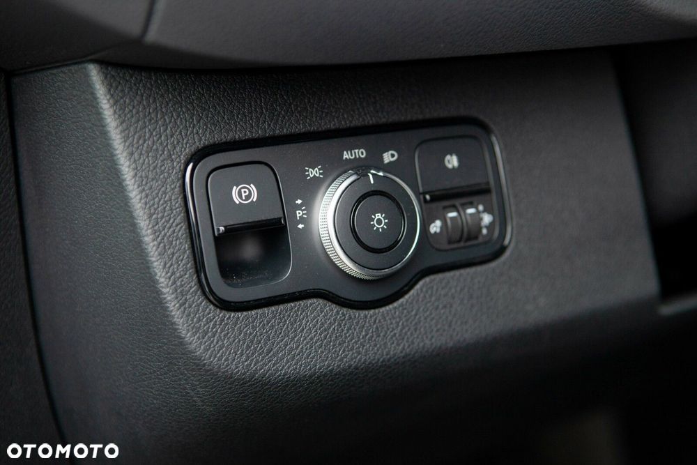 Mercedes-Benz eSprinter - 23