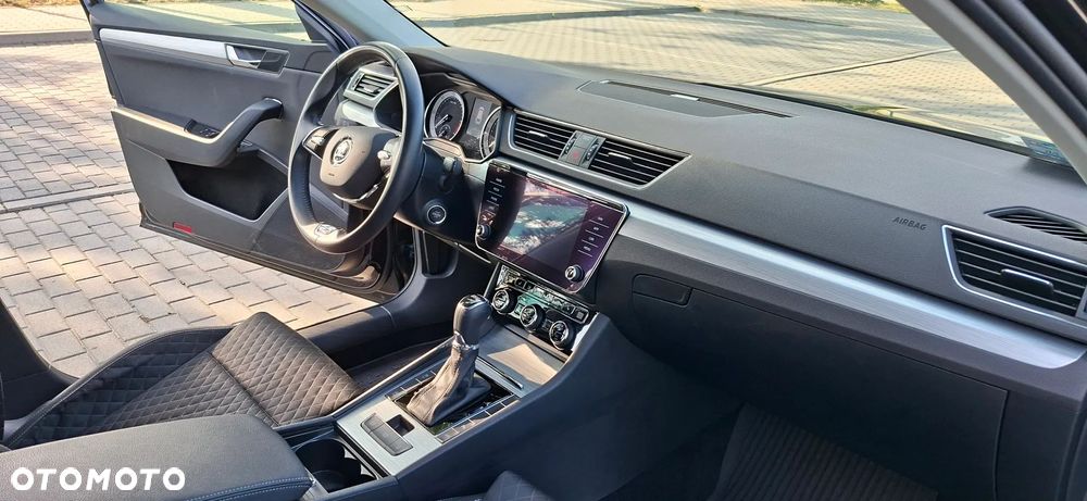 Skoda Superb 2.0 TDI SCR Ambition DSG - 12