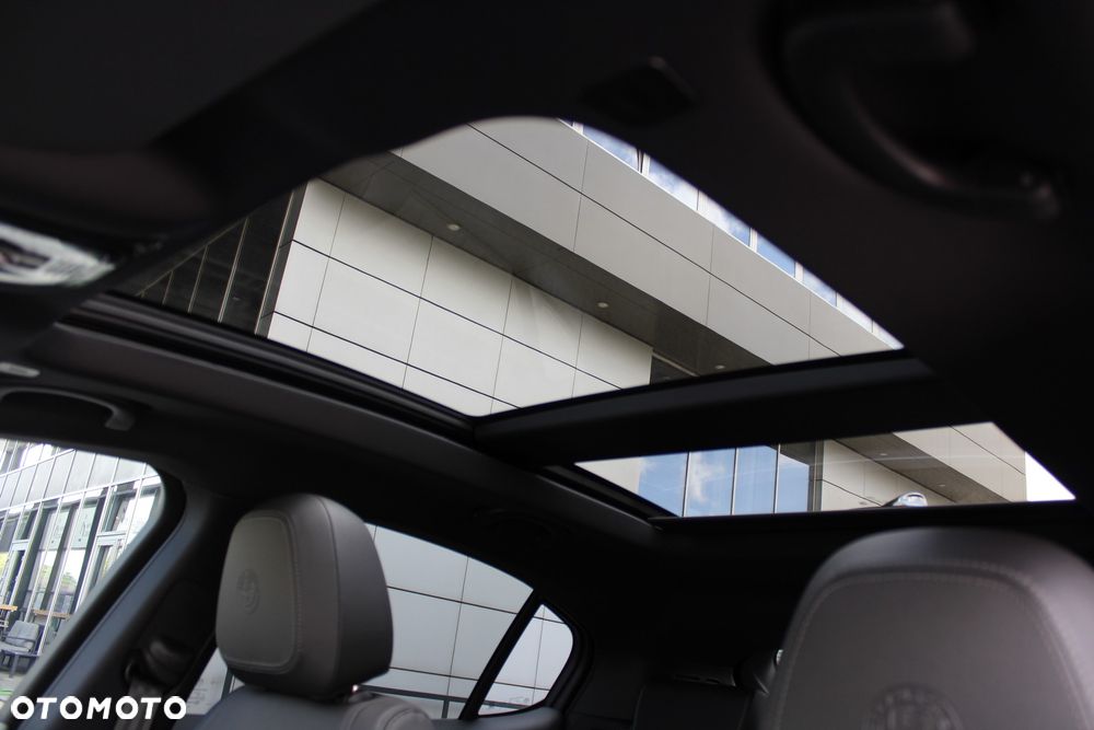 Alfa Romeo Stelvio 2.0 Turbo Veloce Q4 - 9