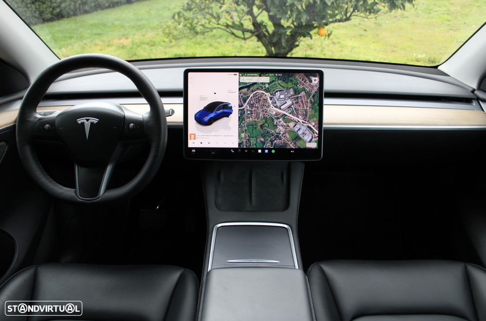 Tesla Model Y Long Range Dual Motor AWD - 2