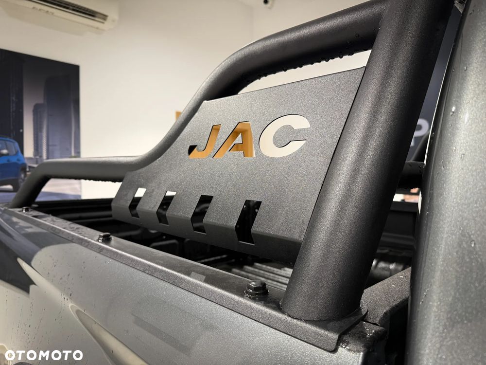 JAC T8 PRO Standard - 12
