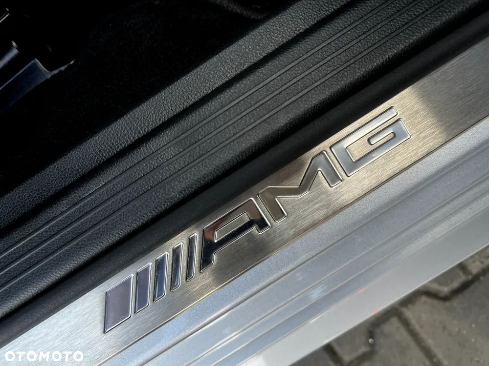 Mercedes-Benz Klasa E 63 AMG - 25