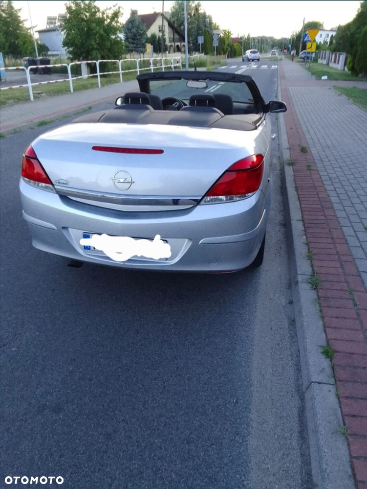 Opel Astra - 4