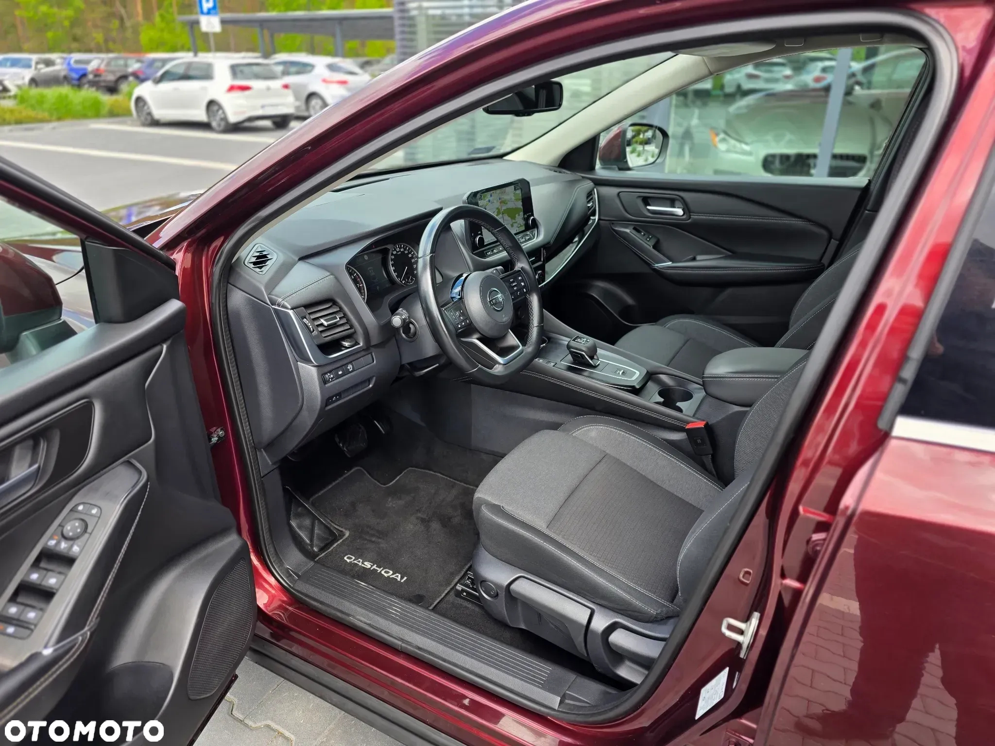 Nissan Qashqai 1.3 DIG-T mHEV N-Connecta Xtronic - 13