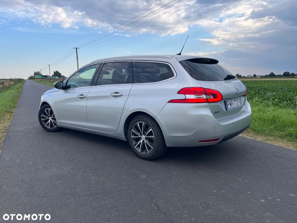 Peugeot 308 2.0 Blue HDi Allure S&S - 4