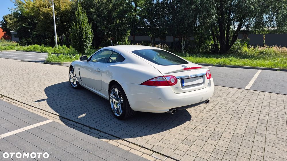 Jaguar XK 4.2 V8 - 9