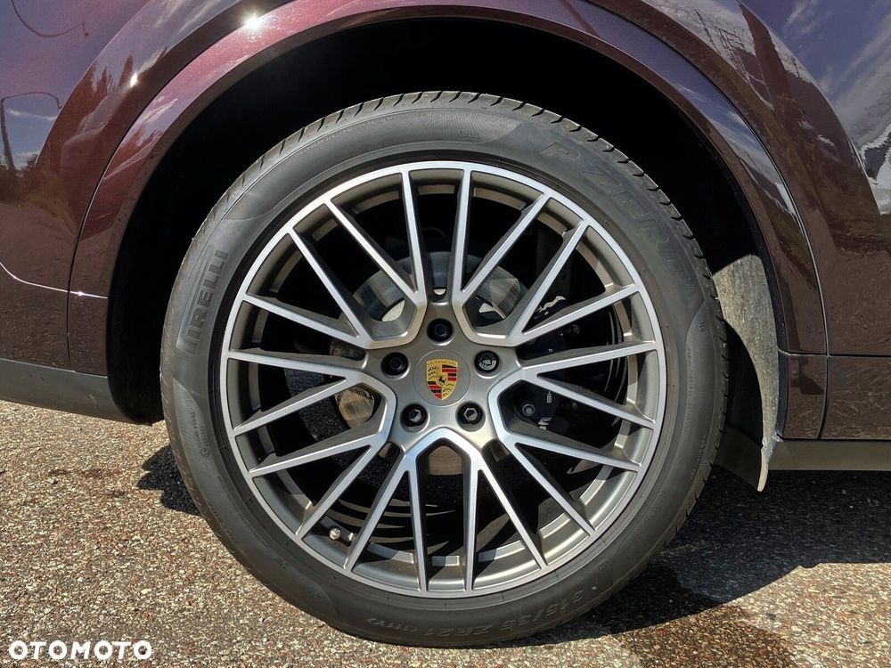 Porsche Cayenne Standard - 12