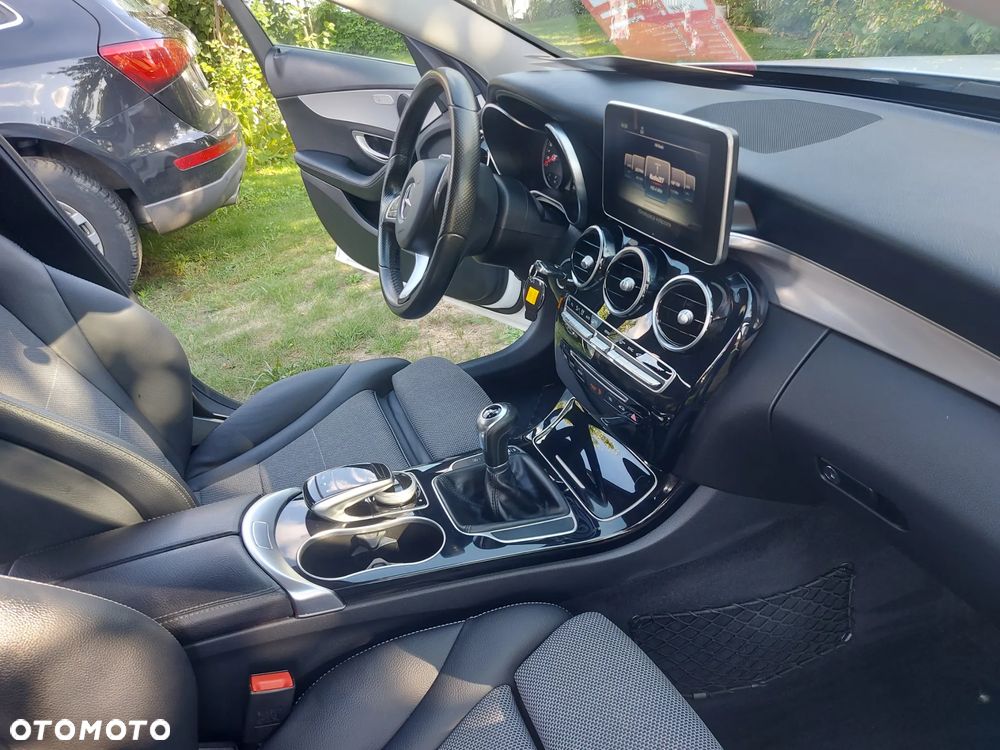Mercedes-Benz Klasa C - 36