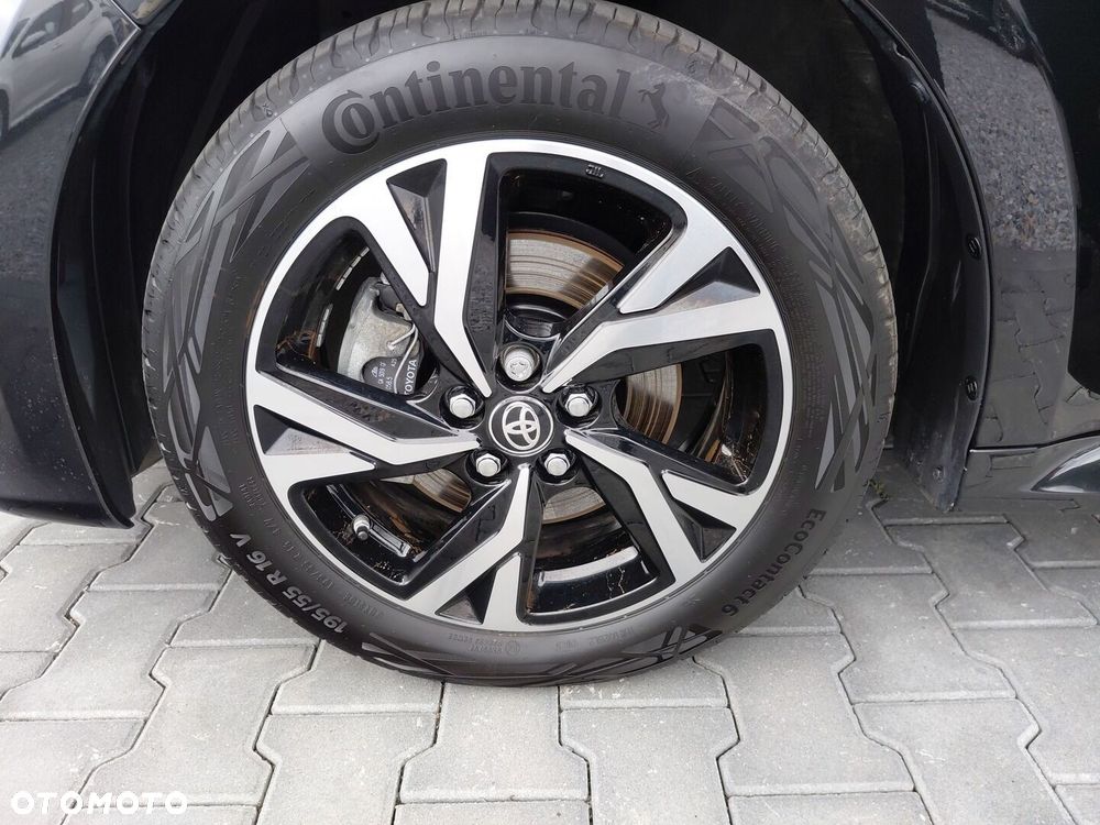 Toyota Yaris Hybrid 1.5 Style - 19