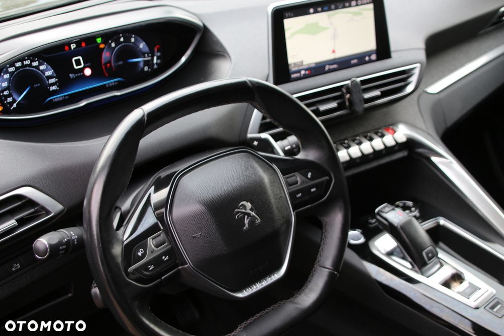Peugeot 5008 1.6 THP Allure S&S EAT6 - 11