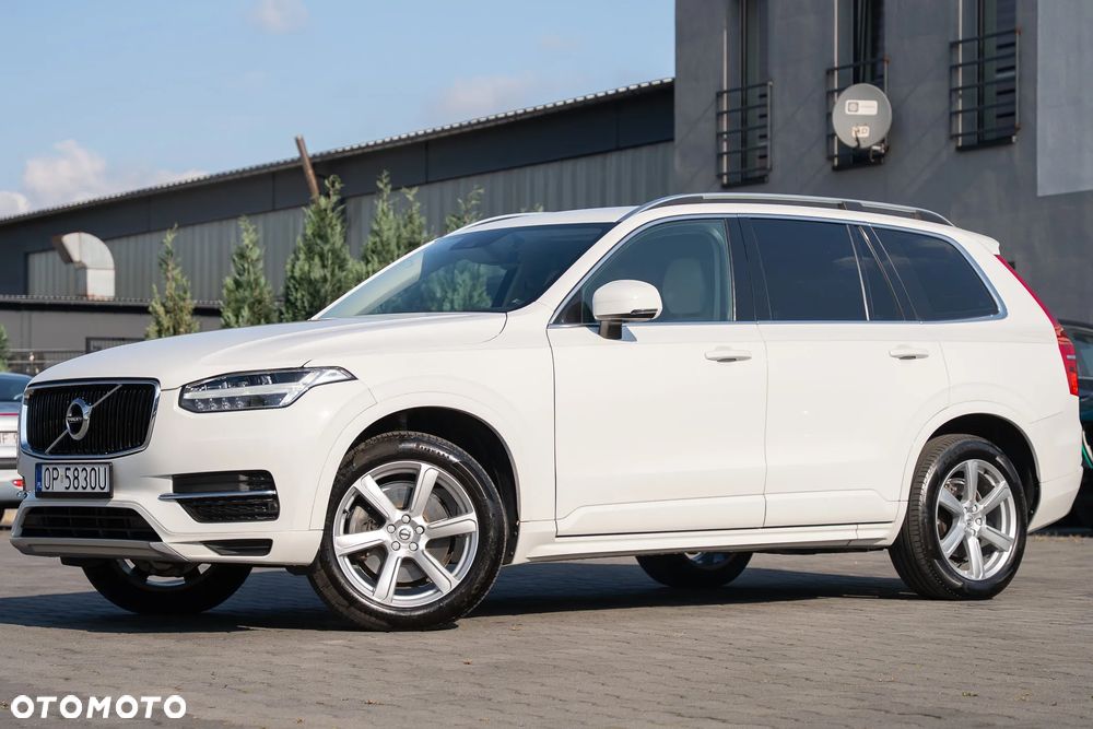 Volvo XC 90 B5 D AWD Geartronic Momentum - 8