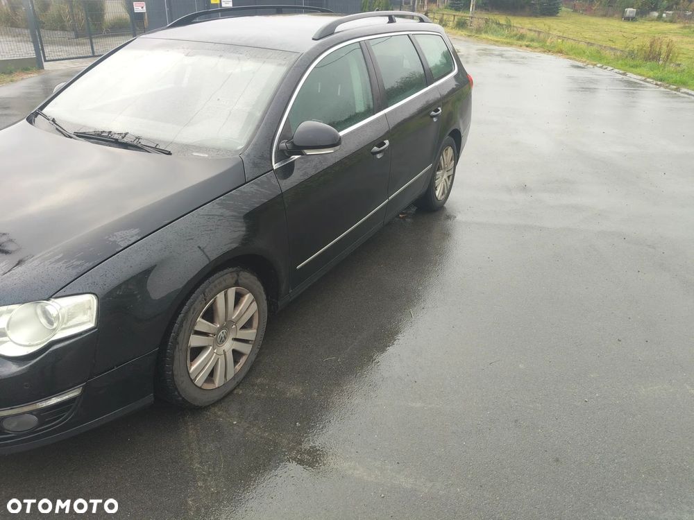 Volkswagen Passat 2.0 TDI DPF BlueMotion Technology Comfortline - 3