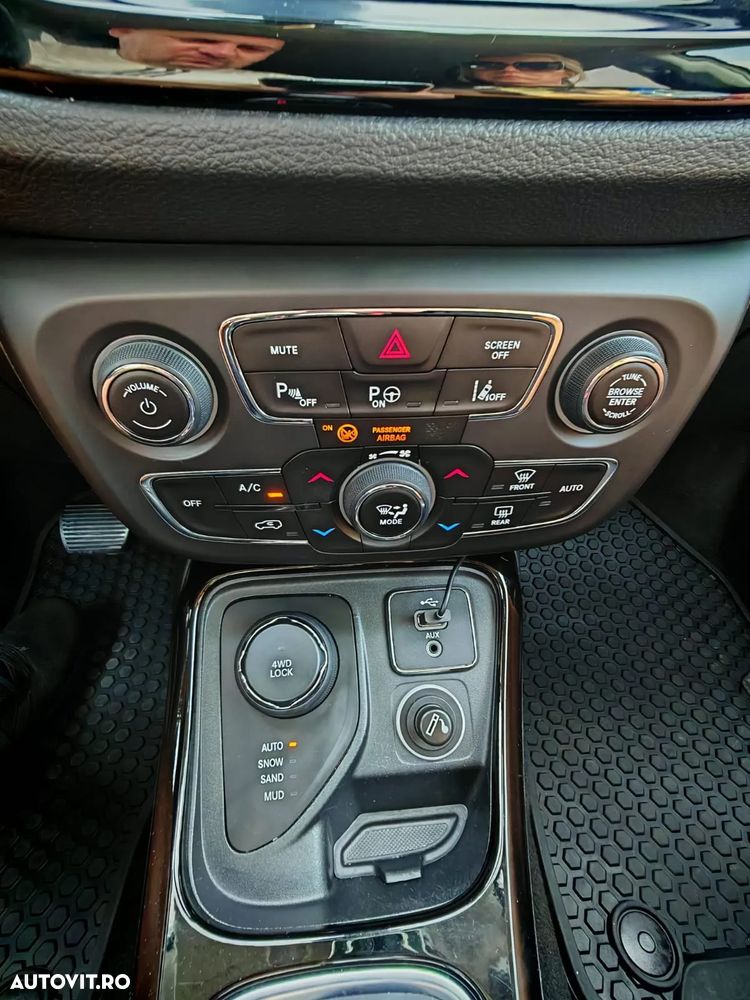 Jeep Compass 2.0 M-Jet 4x4 AT Limited - 9