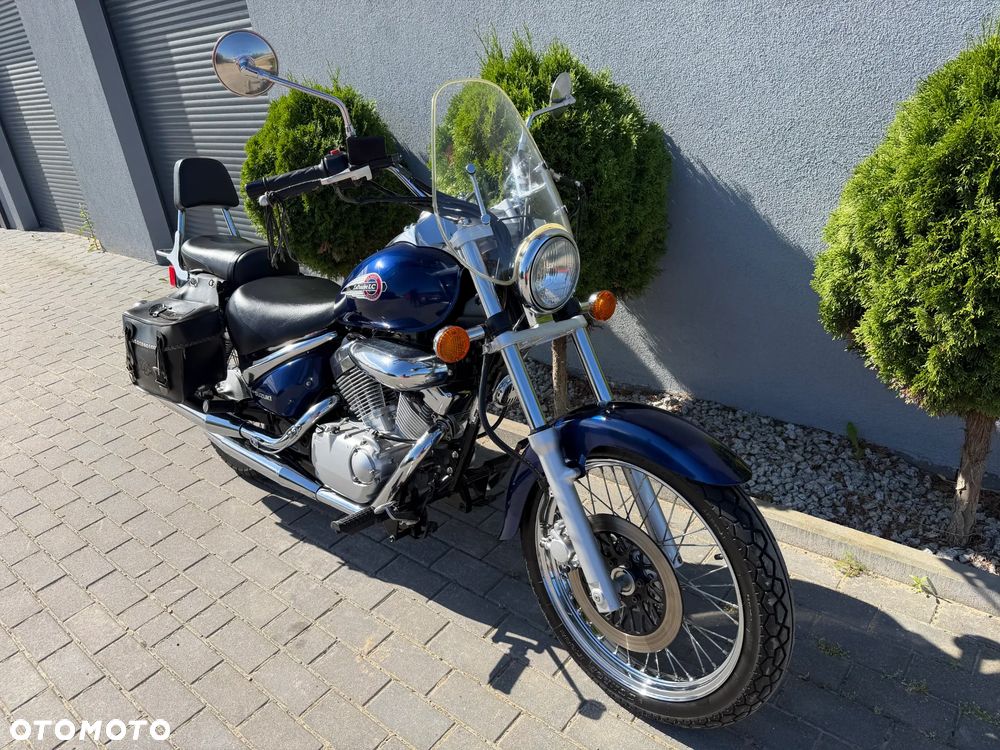 Suzuki Intruder - 4
