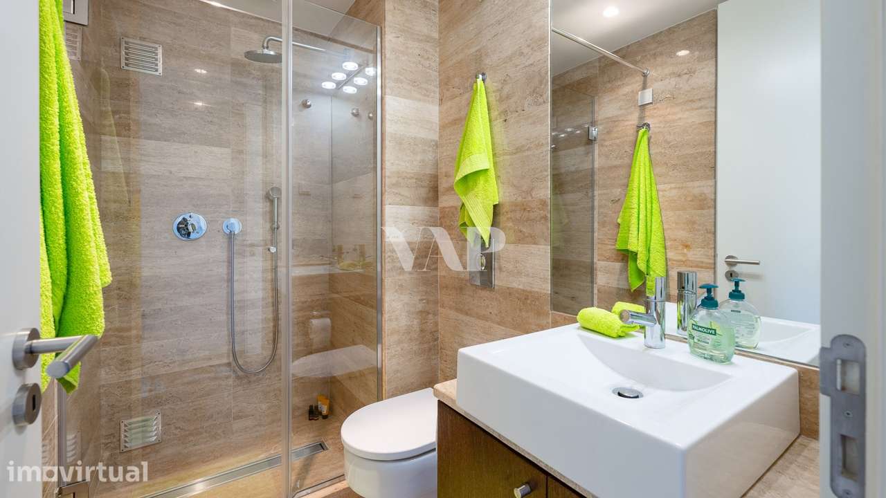 Apartamento Duplex T3 com Piscina em Condomínio Exclusivo – Vilamoura - Grande imagem: 5/33