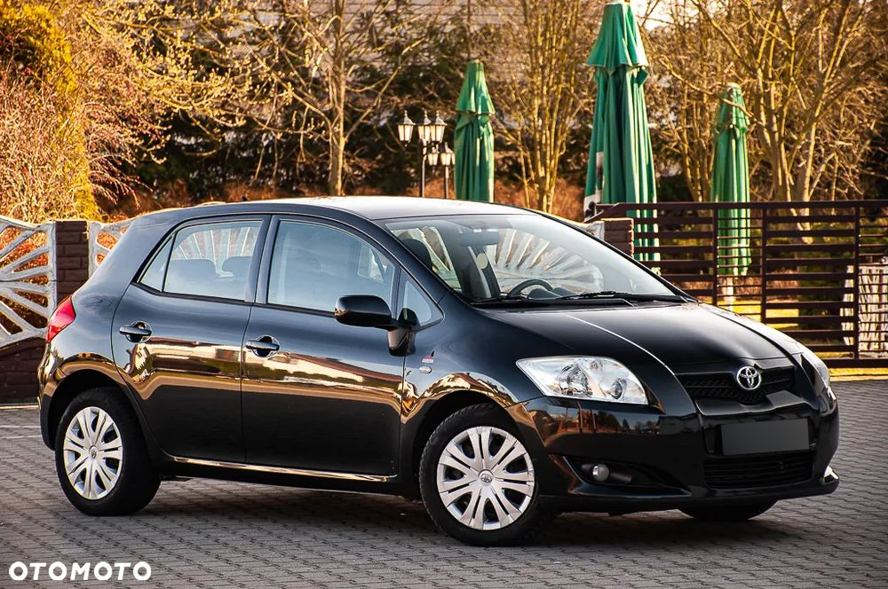 Toyota Auris 1.6 VVT-i Executive - 6