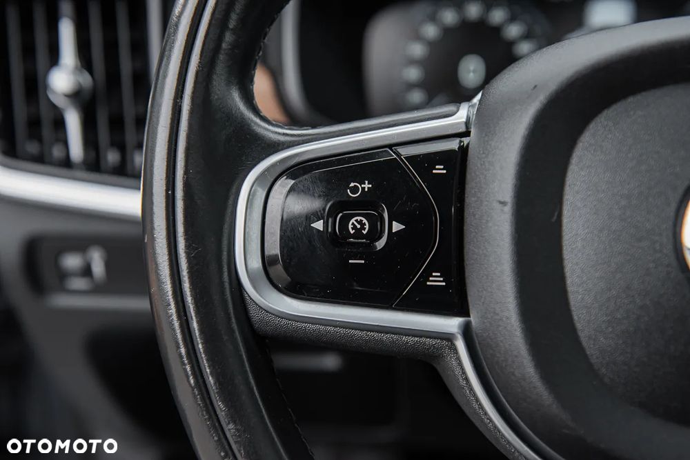 Volvo V90 D5 AWD Geartronic Inscription - 14